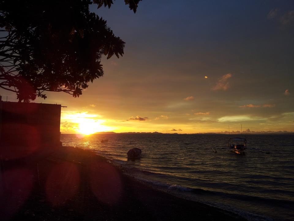 Anilao Scuba Dive Center Hotel Batangas Exterior photo